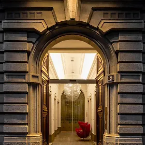 Palazzo Segreti 4*, Milano İtalya
